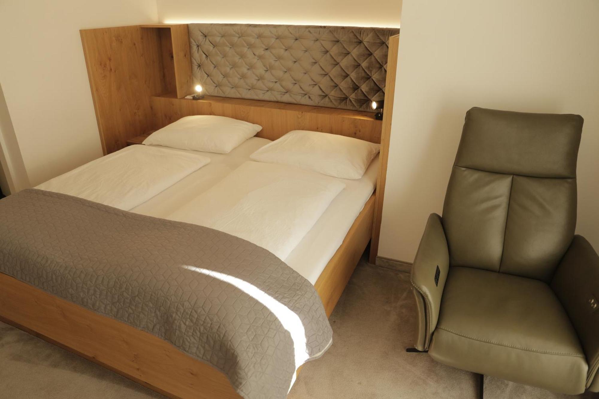 Thurners Boutique Hotel Bruck an der Grossglocknerstrasse Room photo