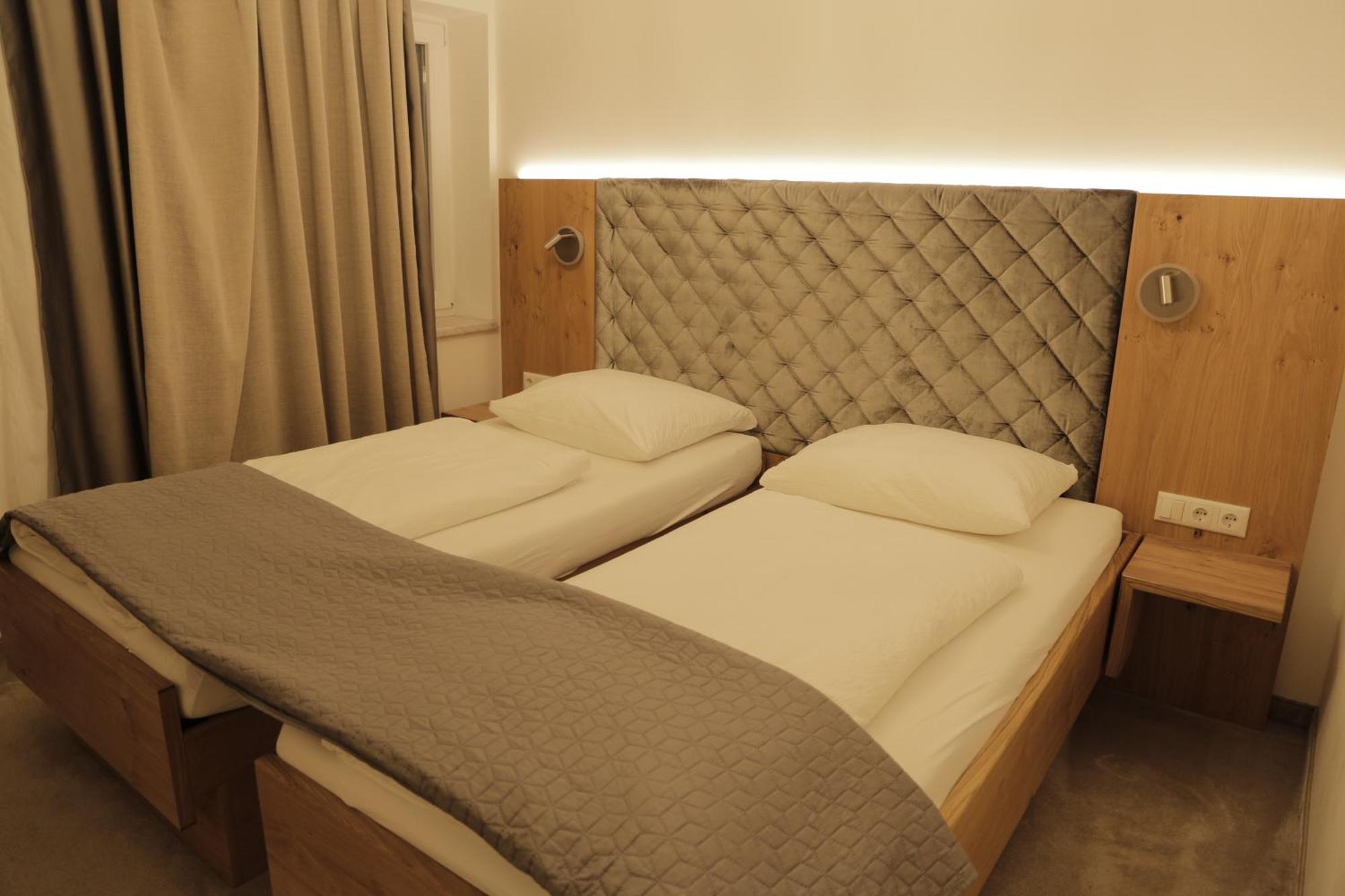 Thurners Boutique Hotel Bruck an der Grossglocknerstrasse Room photo