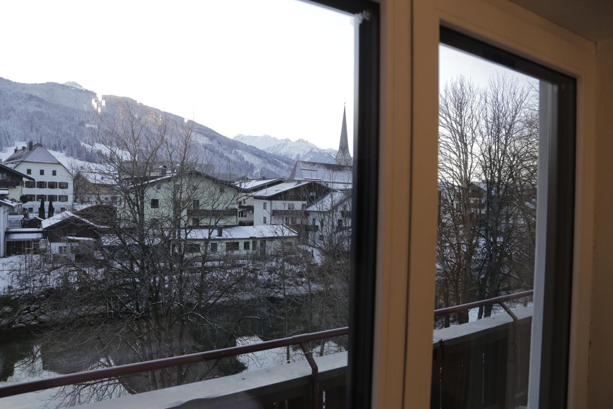 Thurners Boutique Hotel Bruck an der Grossglocknerstrasse Room photo